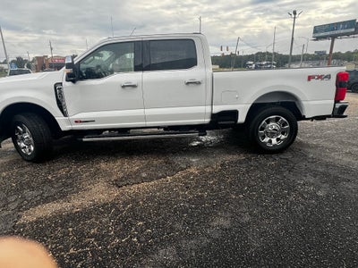 2027 Ford F-250 LARIAT