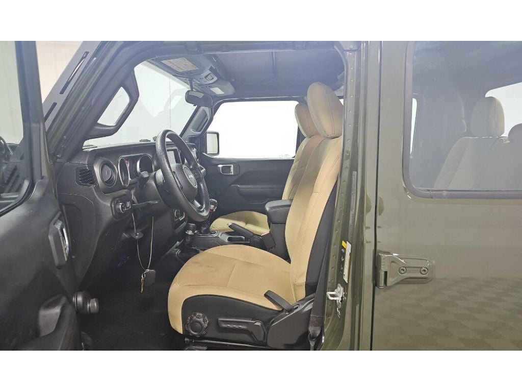 2023 Jeep Gladiator Sport