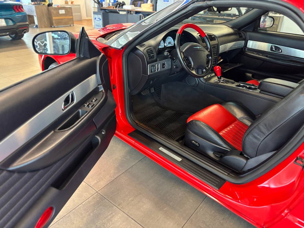 2004 Ford Thunderbird Deluxe