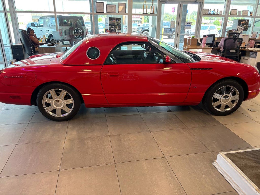 2004 Ford Thunderbird Deluxe