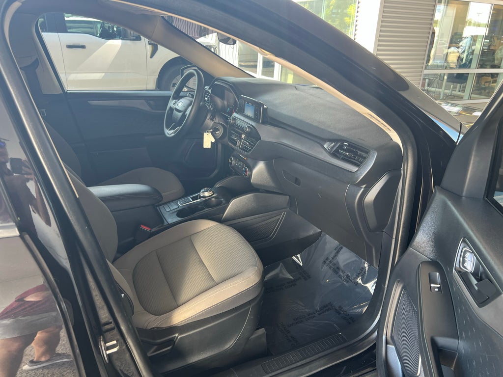 2020 Ford Escape S