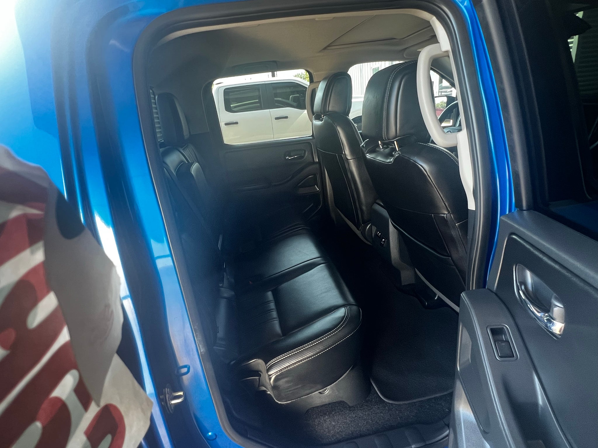 2025 Nissan Frontier SL