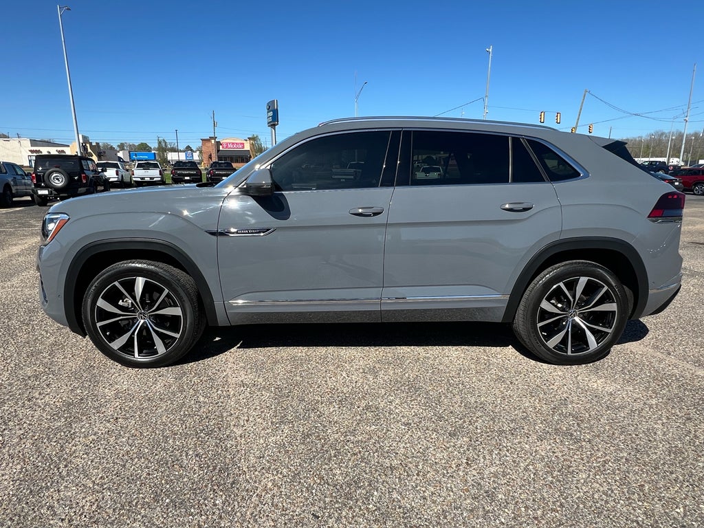 2024 Volkswagen Atlas Cross Sport 2.0T SEL Premium R-Line