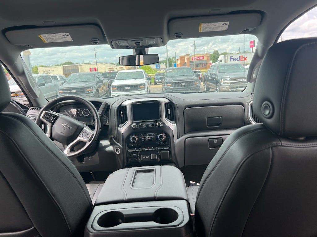 2021 Chevrolet Silverado RST