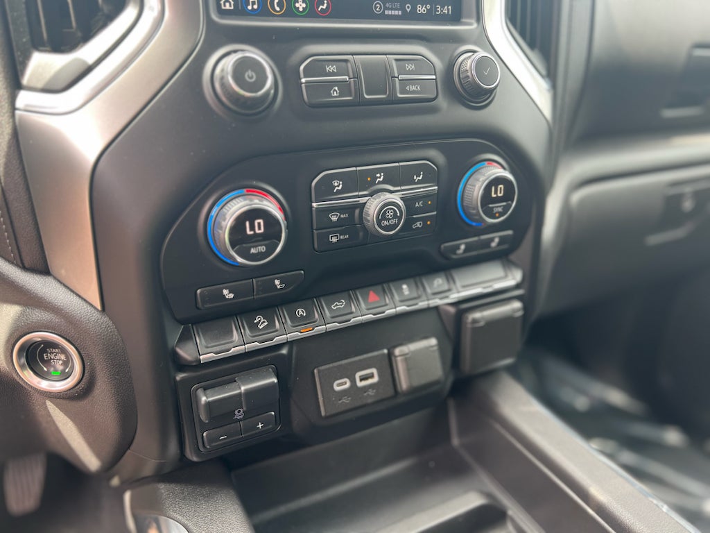 2021 Chevrolet Silverado RST