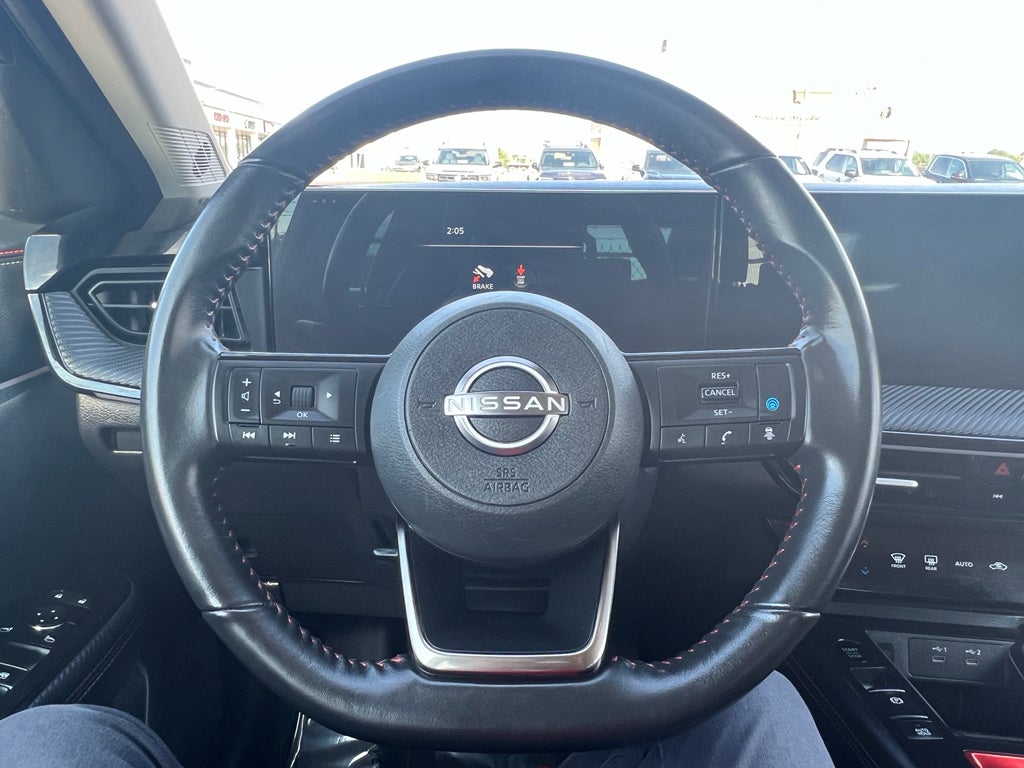 2025 Nissan Kicks SR
