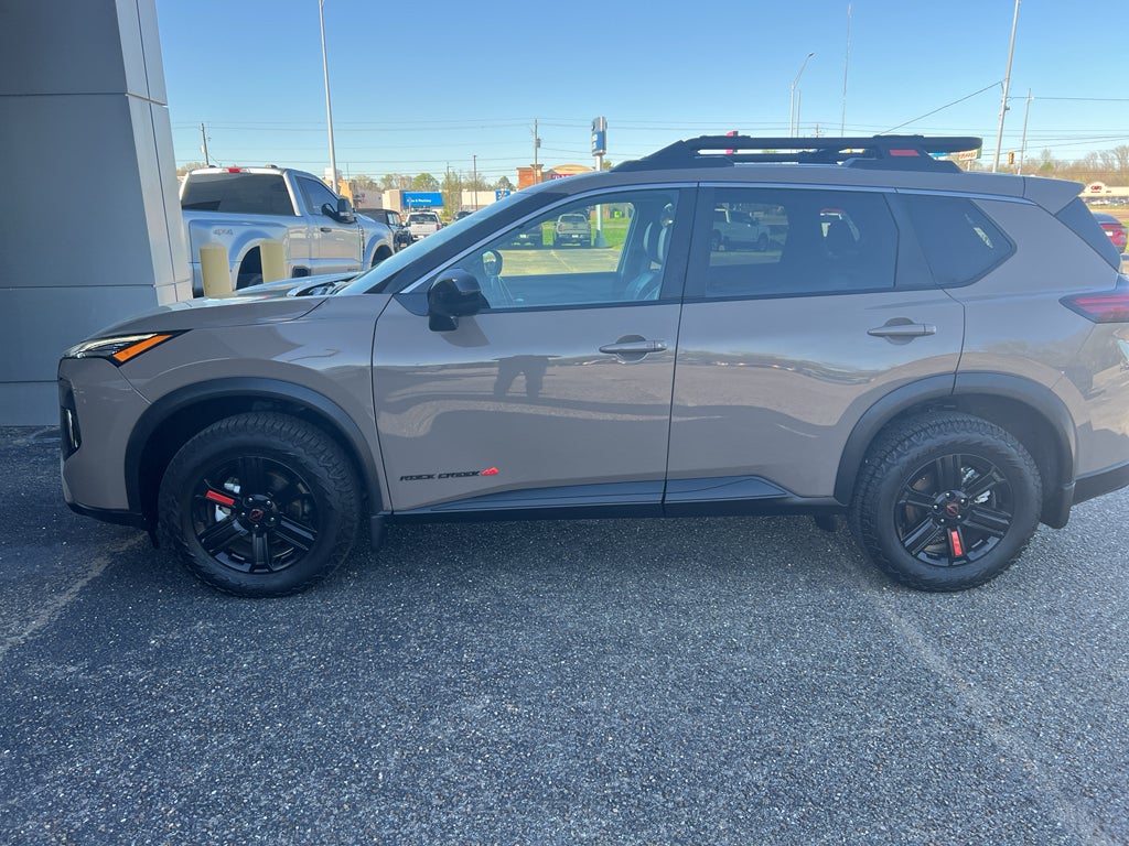 2025 Nissan Rogue Rock Creek