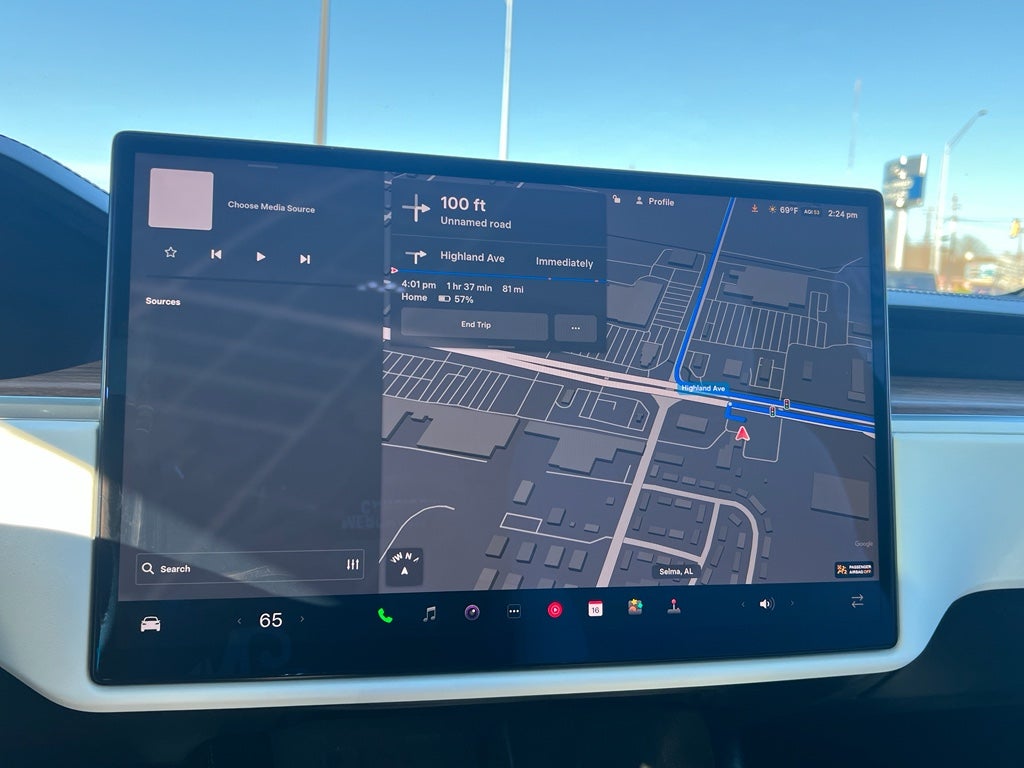 2024 Tesla Model X Base