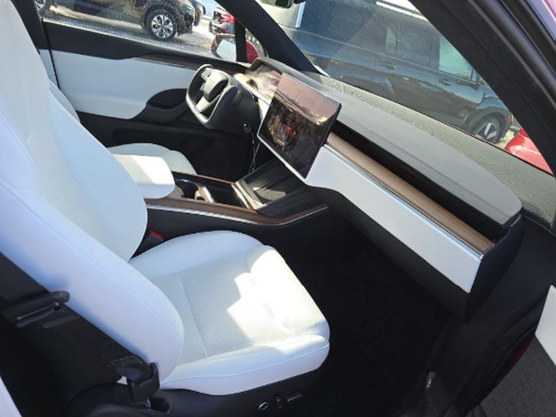 2024 Tesla Model X Base