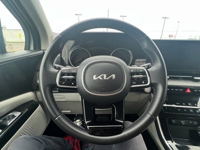 2023 Kia Carnival EX