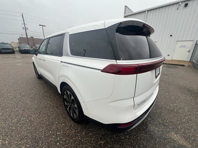 2023 Kia Carnival EX