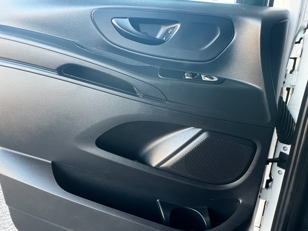 2022 Mercedes-Benz Metris Base