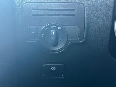 2022 Mercedes-Benz Metris Base